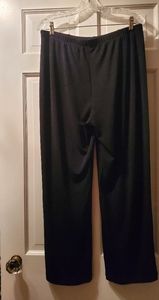 Chico's Traveler's black pants [2S] fits size 12-14P (1S fits 8-10P)